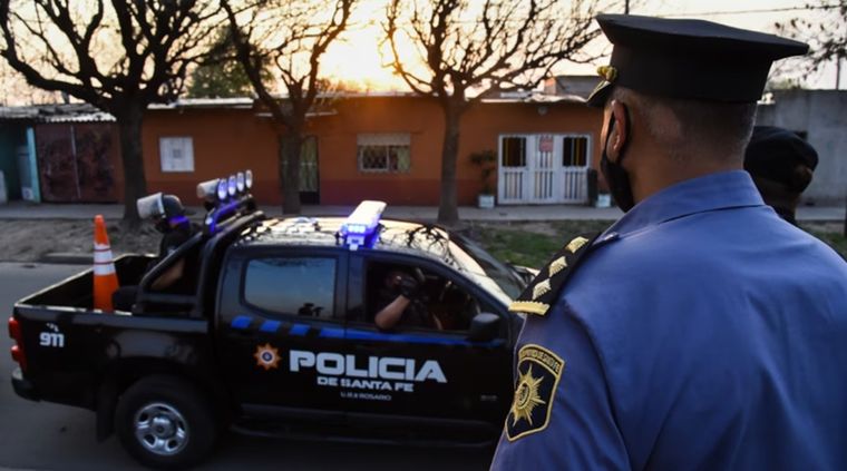 Ante el episodio, el suboficial de la Policía de Rosario quedó detenido en la causa donde se lo investiga como autor material del delito de tentativa de femicidio. Foto: Archivo