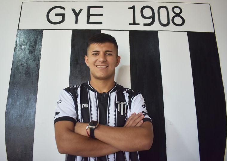 Bustos es 10 y llega cedido de Belgrano. Foto: Gimnasia de Mendoza
