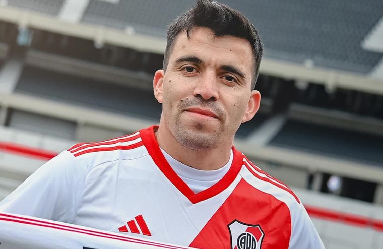 El hombre de la Selección argentina volvió a jugar en el fútbol argentino con la camiseta del elenco de Núñez. Foto: Instagram @marcos.acuna10