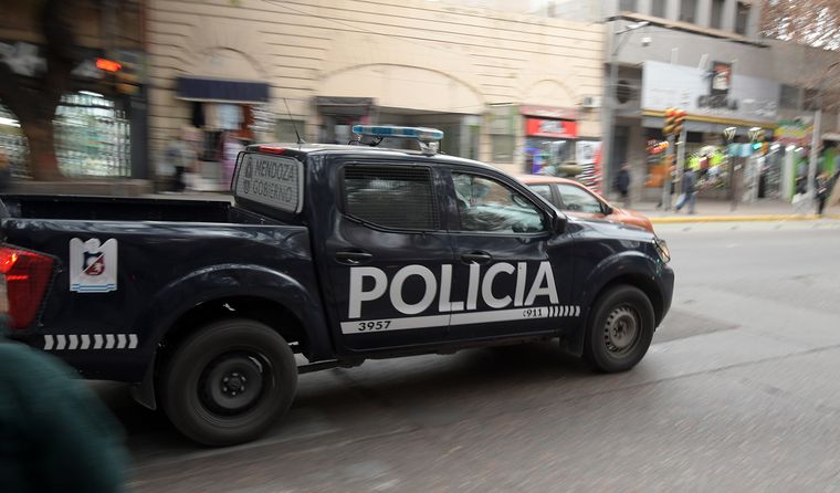 La pareja fue capturada y detenida poco despues del robo.