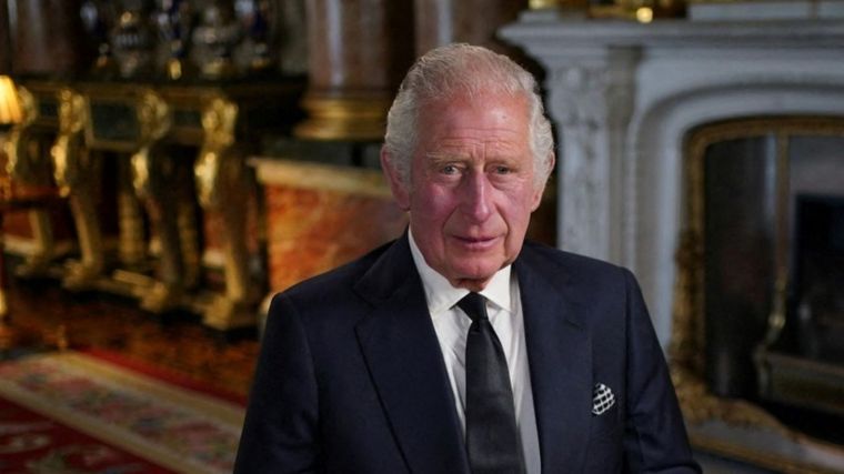 El rey Carlos da un nuevo giro en la realeza con su mensaje navideño. Foto: Reuters