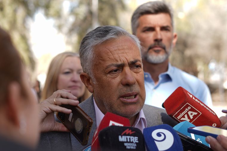 El gobernador Alfredo Cornejo.