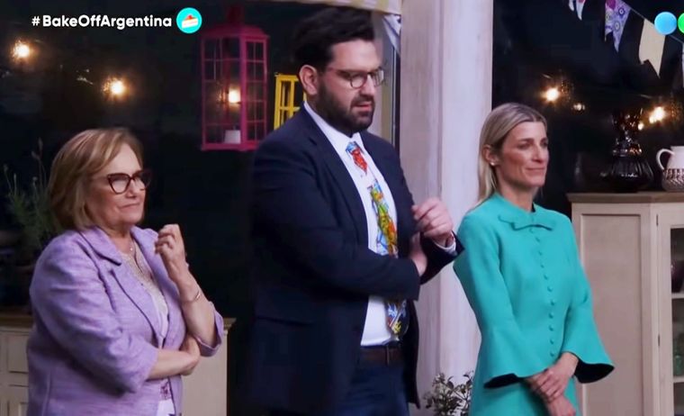 El jurado de Bake Off, minutos antes de la eliminación del domingo. Foto: Captura de pantalla