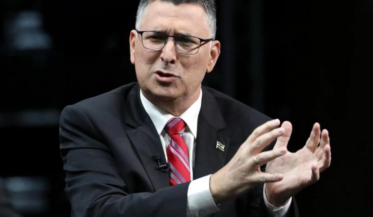 Gideon Saar, ministro de Israel, amenaza a la flotilla que navega hacia Gaza. Foto Efe