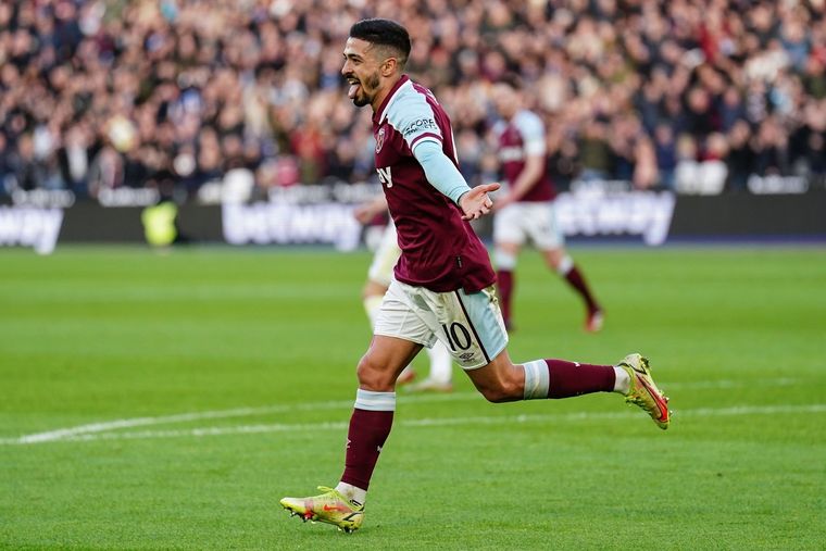 Manu Lanzini festeja su gol. Foto: @WestHam