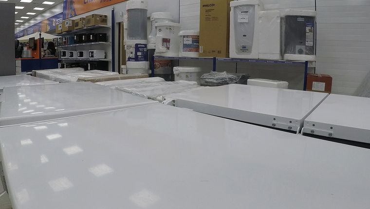 Las cuotas incentivan compras muy puntuales por el momento. Foto: ALF PONCE MERCADO / MDZ