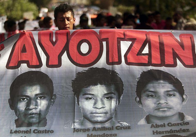 La desaparición de los cuerpos de 43 estudiantes de Ayotzinapa, en 2014, fue ligada inicialmente a la incineración de cadáveres, pero los científicos rechazaron esa hipótesis.
