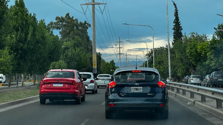 Según el pronóstico, el fin de semana en Mendoza llegará con descenso de la temperatura y posibles precipitaciones en el este provincial. Según el pronóstico, el fin de semana en Mendoza llegará con descenso de la temperatura y posibles precipitaciones en el este provincial.