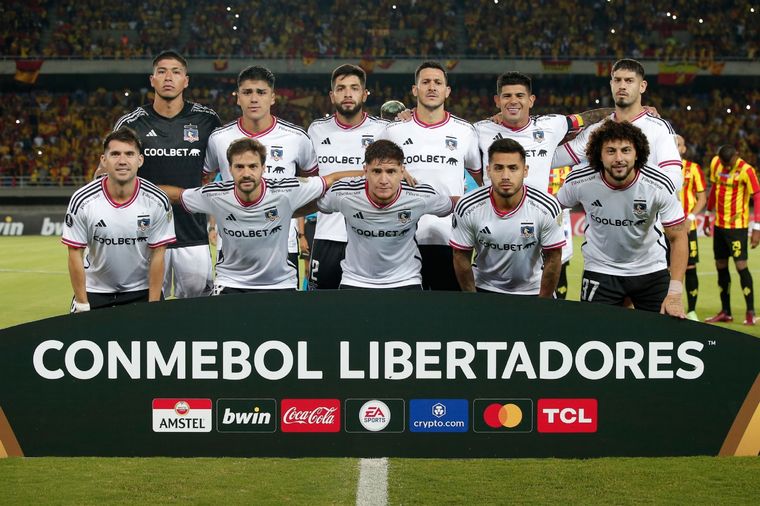 Agustín Bouzat fue titular en el inicio de laLibertadores Foto: @ColoColo