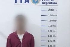 El hombre fue detenido cuando llegó en micro desde Buenos Aires. Foto: X