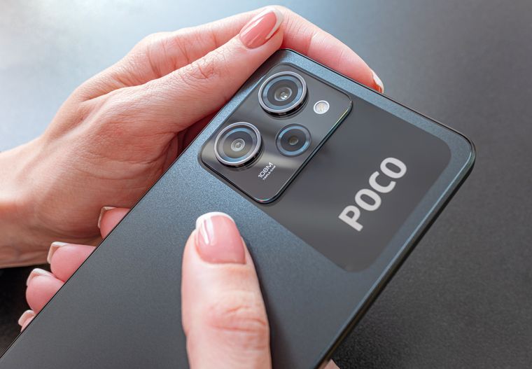 Xiaomi lanza un nuevo gama media: el POCO M8 5G.