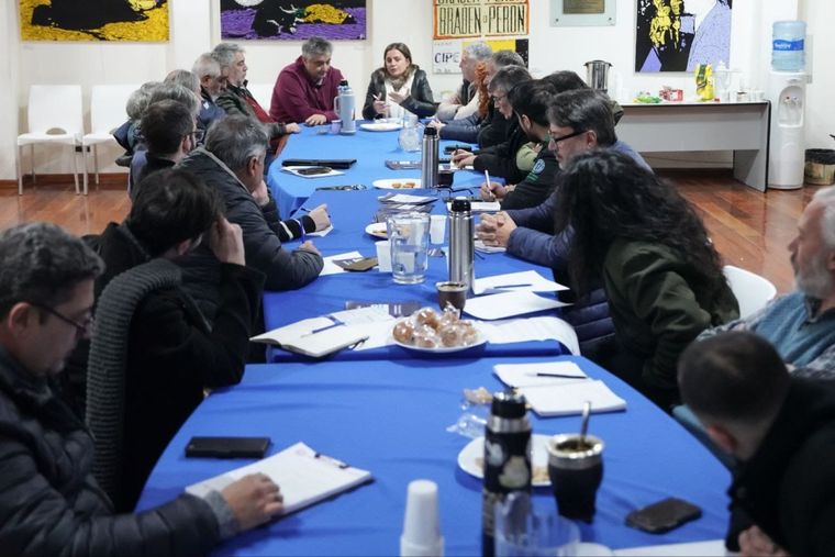 Organizaciones sindicales se reunieron en la sede del PJ en apoyo a Cristina Fernández de Kirchner.