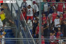 amistoso de verano: incidentes entre los hinchas de boca e independiente en san juan amistoso de verano: incidentes entre los hinchas de boca e independiente en san juan