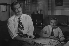 En YouTube aparece Los tallos amargos, un policial de 1956 dirigido por Fernando Ayala.