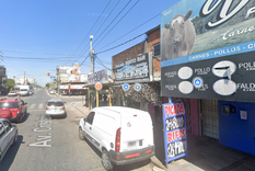 El pool está ubicado en avenida Cristianía y calle Maciel, en Ciudad Evita. El pool está ubicado en avenida Cristianía y calle Maciel, en Ciudad Evita.