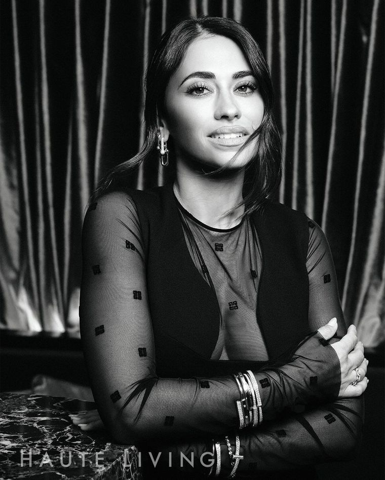 Antonela Roccuzzo posa para una revista con looks millonarios Foto: Haute Living
