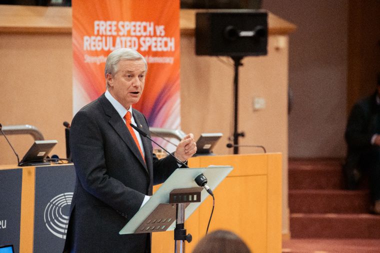 José Antonio Kast participó en la VII Cumbre Transatlántica por la Libertad de Expresión junto a líderes políticos de Europa y América.