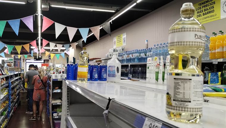 El 40% del precio final del aceite son impuestos. Foto: Noticias Argentinas