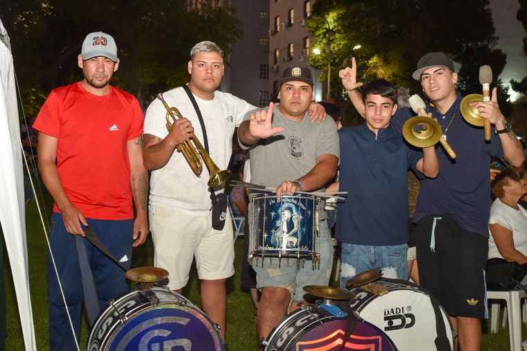 La banda de los instrumentos de Independiente Rivadavia. La banda de los instrumentos de Independiente Rivadavia.