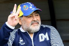 Maradona quiere cerrar el año con una sonrisa.