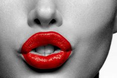 todos los secretos que tenes que saber para lucir una boca roja