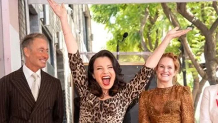 Un reencuentro de novela: Drescher posa con Nicholle Tom y Madeline Zima, sus niñas de ficción. Foto: NA