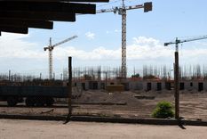 El freno de la obra pública no solo afectó a Guaymallén, sino también a otros 76 proyectos Procrear en todo el país, que quedaron inconclusos desde el año pasado. Foto: ALF PONCE MERCADO / MDZ