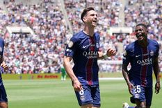 El festejo de Fabián Ruiz junto a Ramos y Mendes, del PSG, tras su golazo de zurda ante el Atlético Madrid.&nbsp;