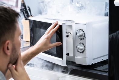 MDZol | El microondas es nuestro gran aliado en la cocina, pero a veces no favorece en algunas comidas. Conocé los detalles en la nota Foto: Cocina fácil