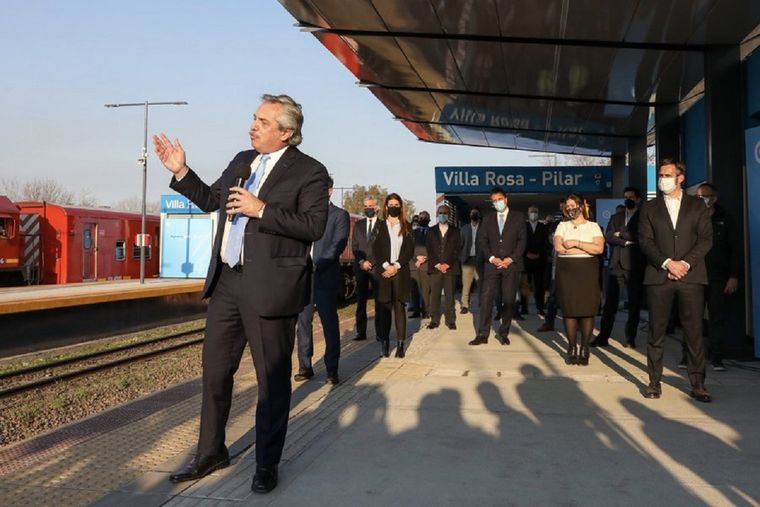 Alberto Fernández durante la inauguración de una obra Foto: Rieles multimedio