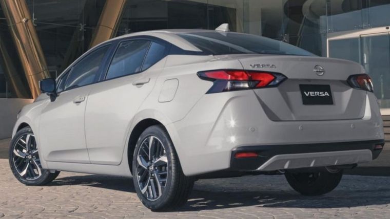Nissan Versa