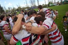 Marista RC festeja la clasificación a la final. Marista RC festeja la clasificación a la final.