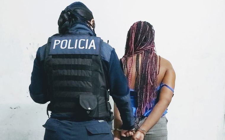 Vistosa Con ese peinado, fue fácil identificarla.