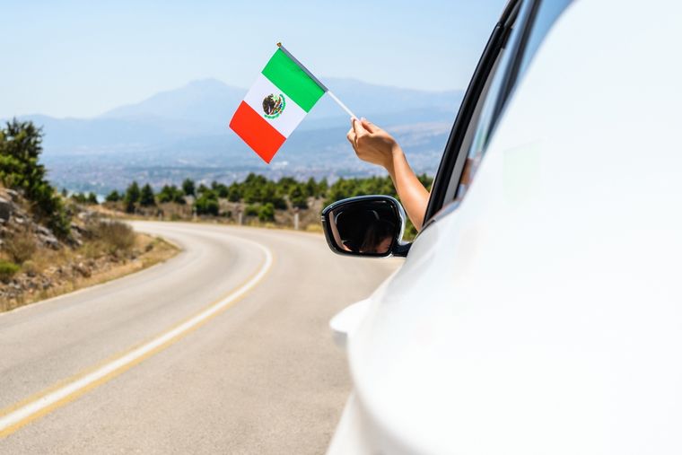 Tres estados de México aplican descuentos especiales en la licencia de conducir durante noviembre.