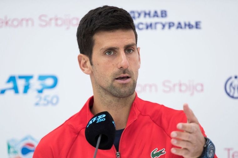 Djokovic criticó nuevamente a Wimbledon y Gary Kasparov, campeón de ajedrez, lo atacó por Twitter.