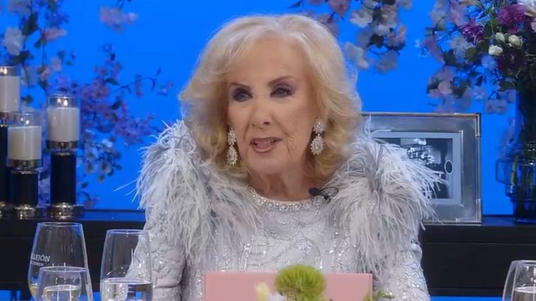 La diva salió con los tapones de punta. Foto: captura de video/ El Trece. La diva salió con los tapones de punta. Foto: captura de video/ El Trece.