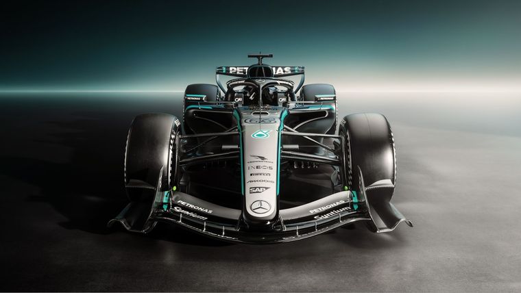Mercedes-AMG F1 W17 E PERFORMANCE