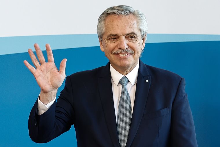 Alberto Fernández y su participación en la jura Foto: EFE