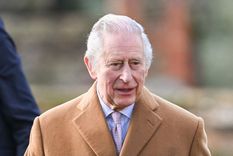 Foto: https://www.diezminutos.es/familia-real/otras-monarquias/a42810295/carlos-iii-renuncia-viaje-nieve-suiza-coronacion/