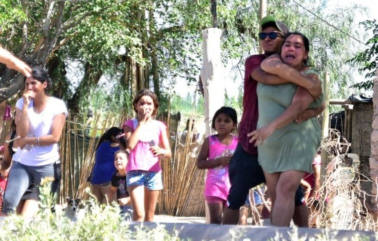 La conmoción de la familia al enterarse del crimen Foto: Diario de Cuyo