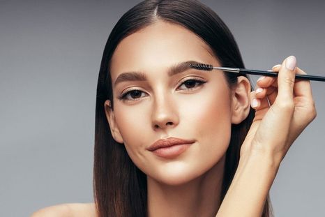 Cejas perfectas y realistas: todo lo que tenés que saber sobre el nanoblading Foto: Loreal París