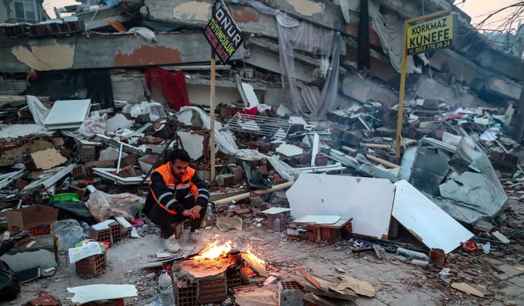 Turquía y Siria siguen contando muertos. Foto: Efe.