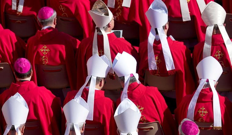 Los cardenales debaten quién será el sucesor del papa Francisco. Foto: Dpa.