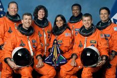 La tripulación del trasbordador que terminó explotando. Foto: Wikipedia.