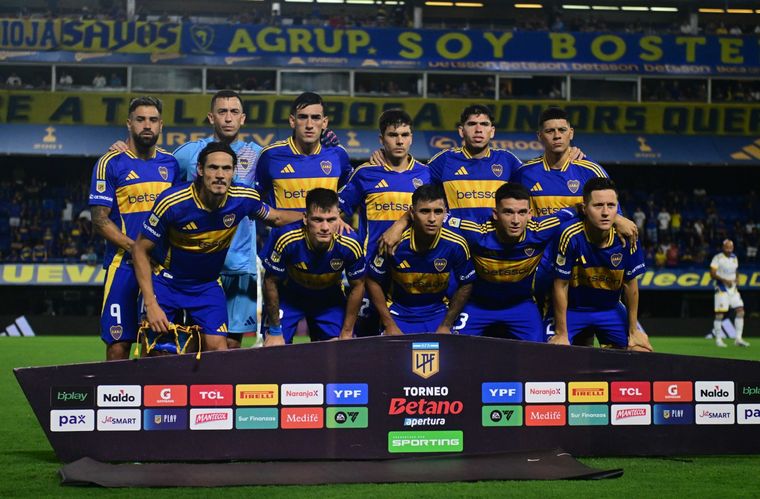 El futbolista de Boca que fue premiado como el mejor en su categoría. Foto: Fotobaires