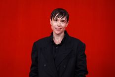 Foto: https://www.cosmopolitan.com/es/famosos/noticias-famosos/a38620444/elliot-page-navidad-transgenero/