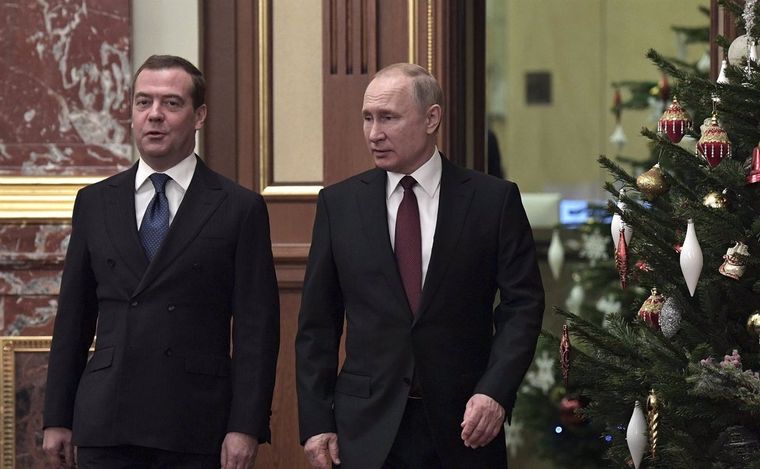 Medvedev y Putin analizan los pasos a seguir. Foto: EuropaPress.