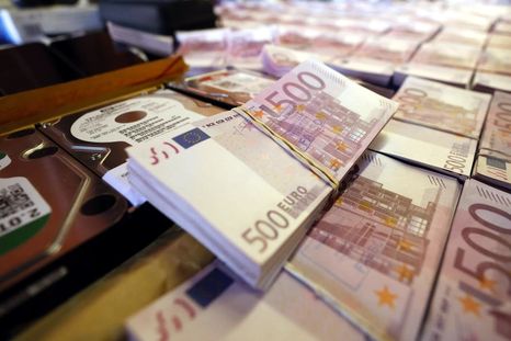 Acuerdo con la Unión Europea. ¿En qué áreas conviene que los profesionales argentinos se formen para competir en el mercado del Viejo Continente y ganar en euros. Foto: Efe.