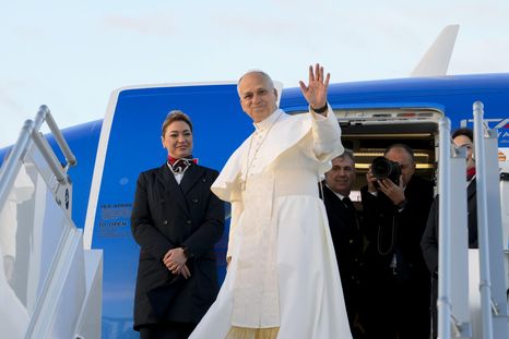 El papa León XIV en una visita el año pasado a Estambul.