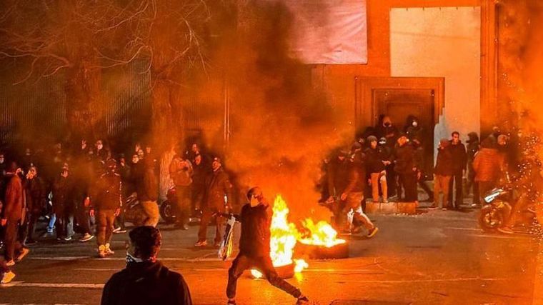 Desde el jueves 8 de enero, se registran protestas sin precedentes contra el gobierno de la República Islámica de Irán.